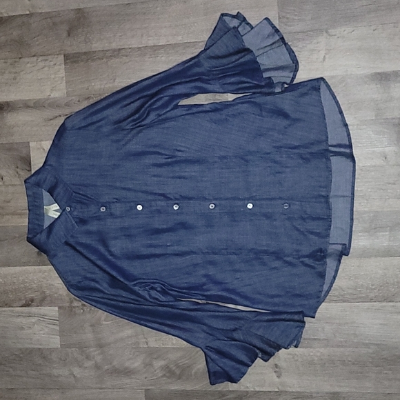 💙LIVERPOOL CHAMBRAY/DENIM BUTTON DOWN SHIRT, SZ MEDIUM - Picture 1 of 9